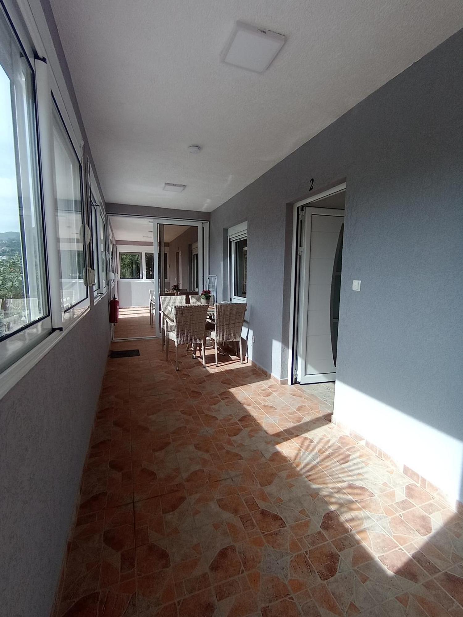 Villa Roki Ravanj Bilik gambar